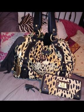 Leopard Print Shoulder Bag with Matching Wallet - Black & Tan